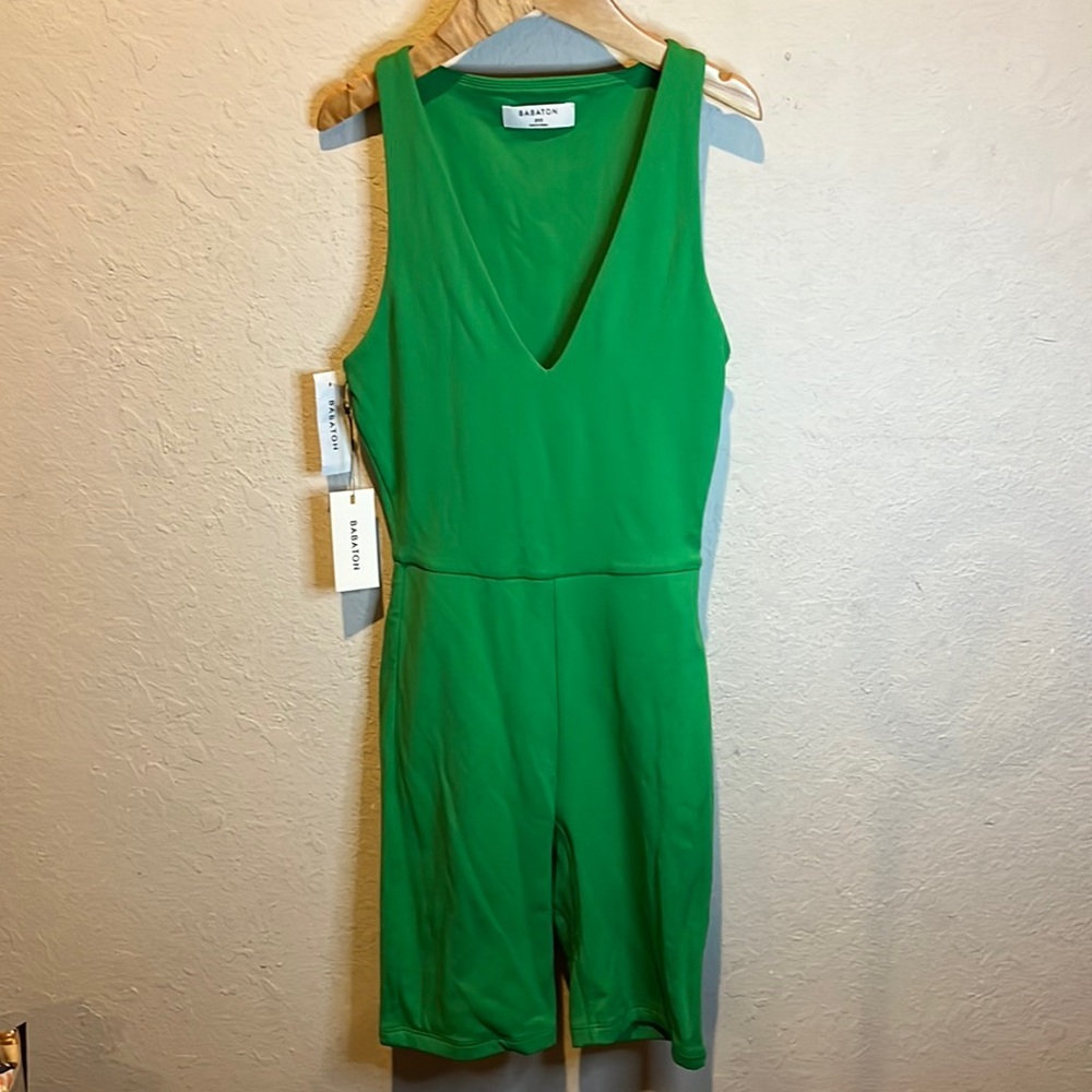 NWT Aritzia Babaton Contour V-Neck Romper XXS